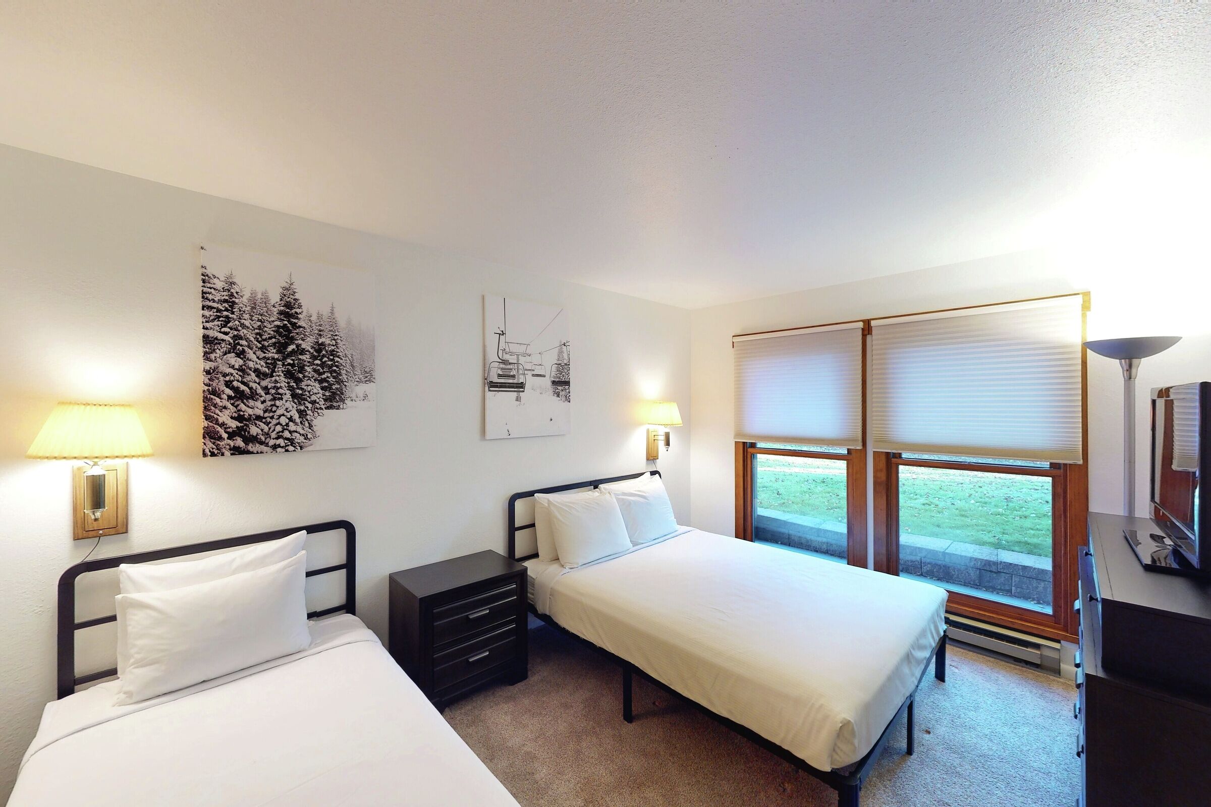 #E102 - Bedroom