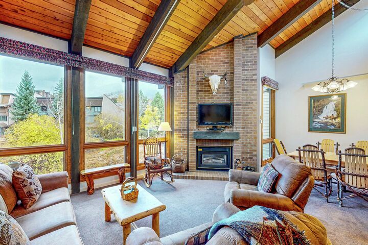 #A302 - Living Area