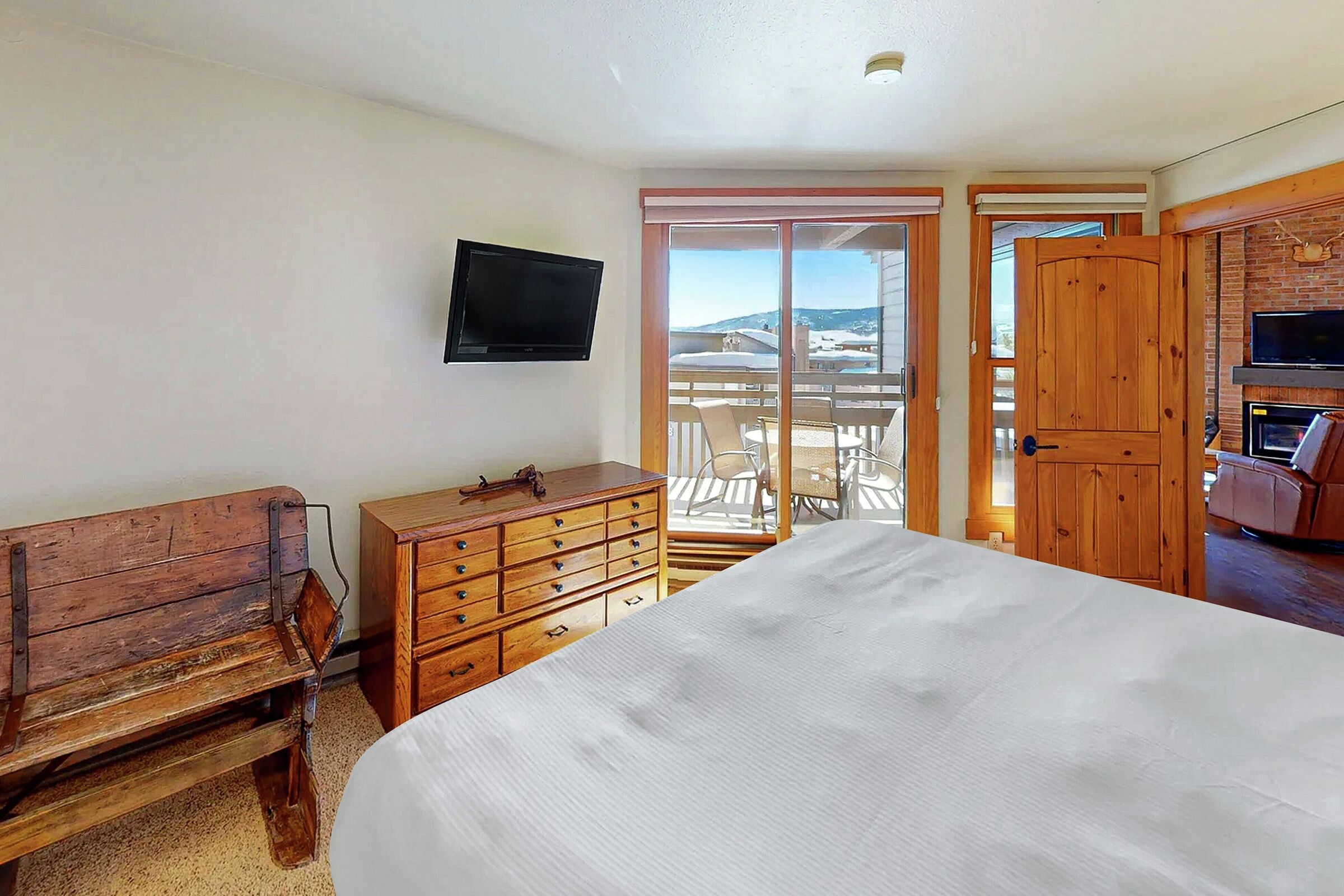 #C302 - Master Bedroom