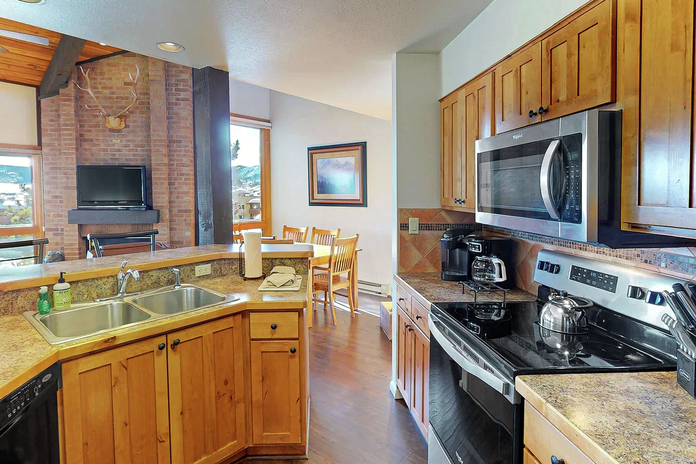 #C302 - Kitchen