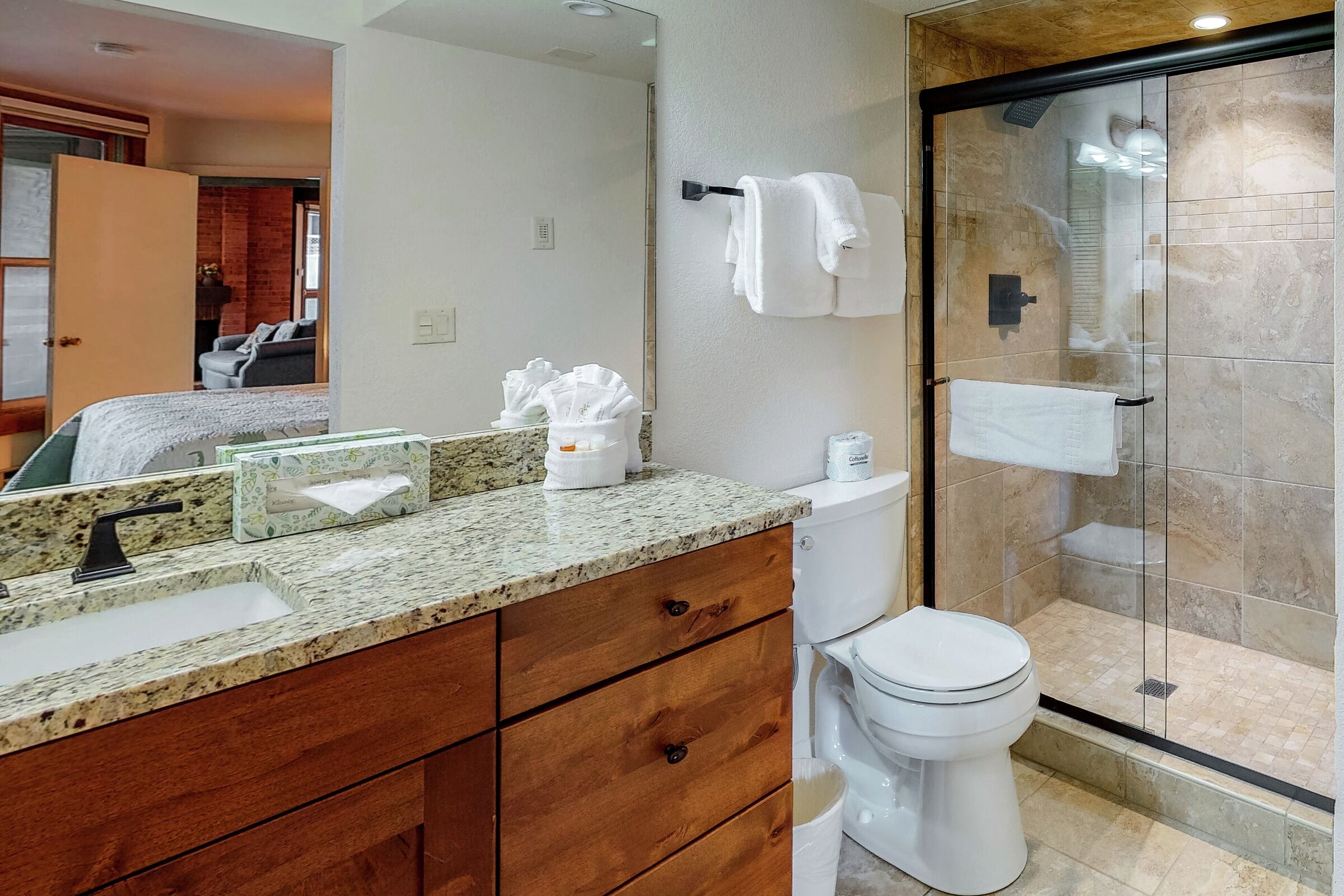 #D103 - Master Ensuite Bathroom