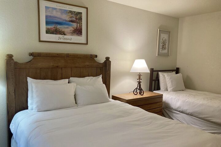 #D103 - Bedroom