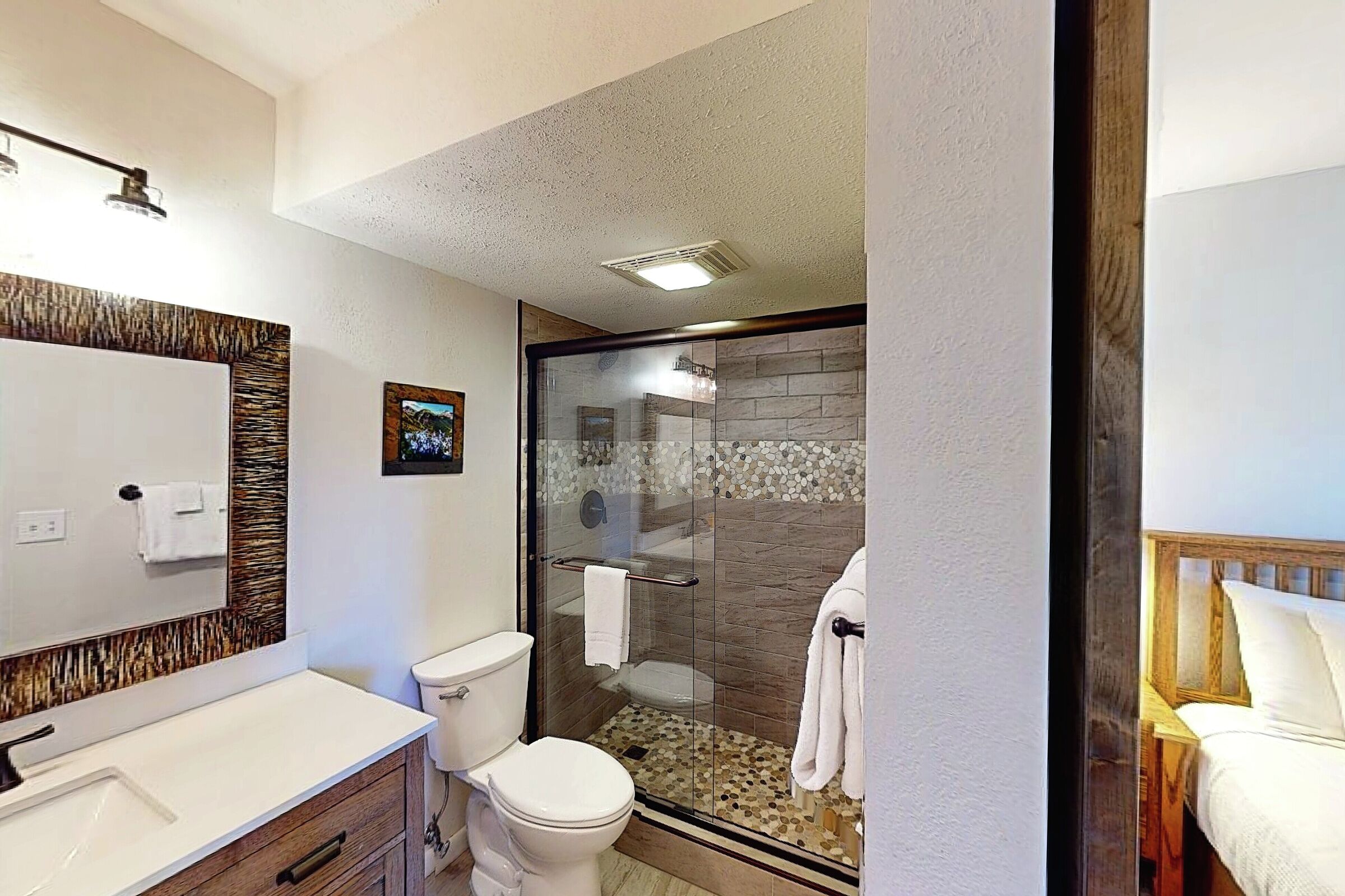 #D303 - Master Ensuite Bathroom