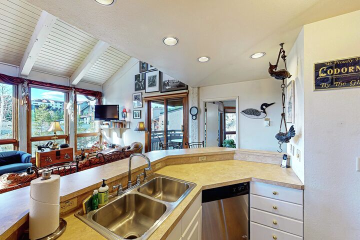 #D304 - Kitchen