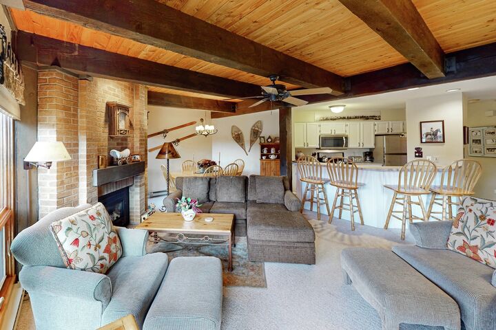#E104 - Living Area