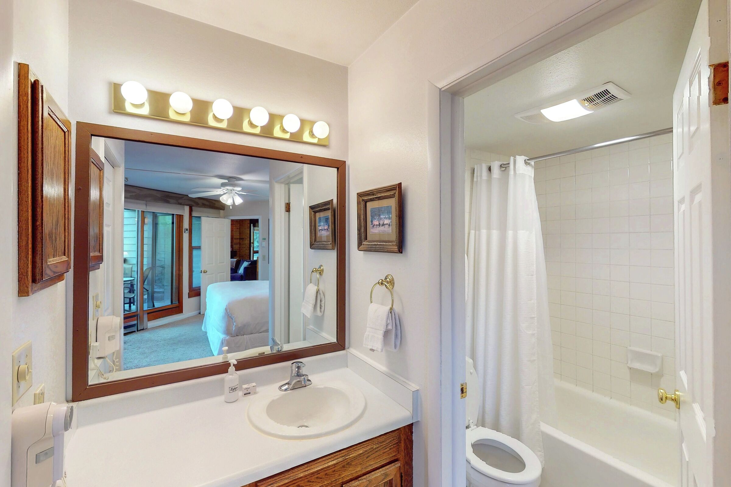Master Ensuite Bathroom