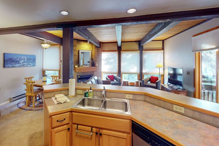 #F203 - Kitchen