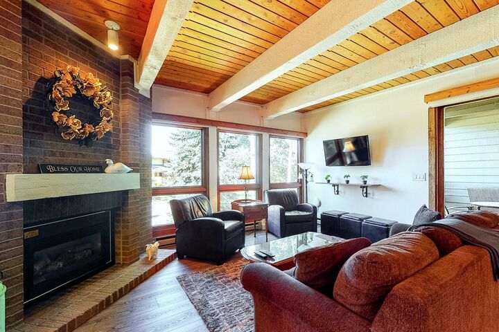 #F204 - Living Area