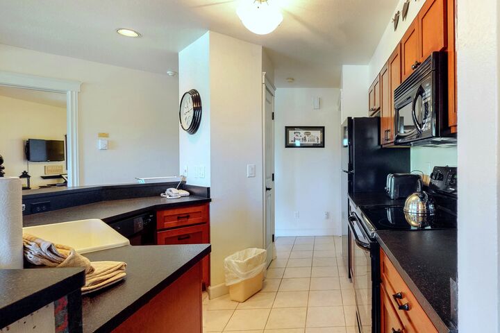 #F204 - Kitchen