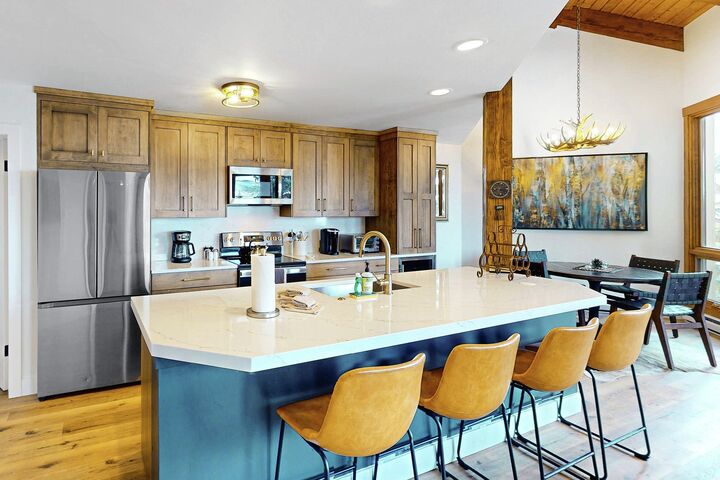 #F304 - Kitchen