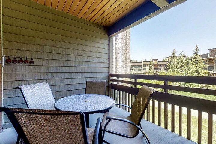 #A303 - Balcony