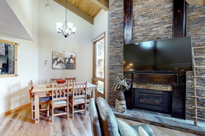 #A308 - Dining Area