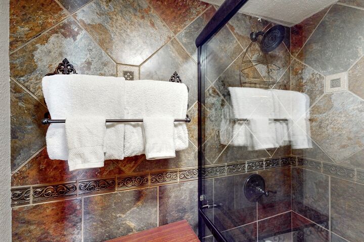 #A308 - Master Ensuite Bathroom