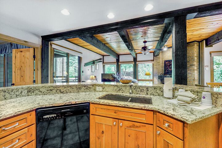 #B103 - Kitchen