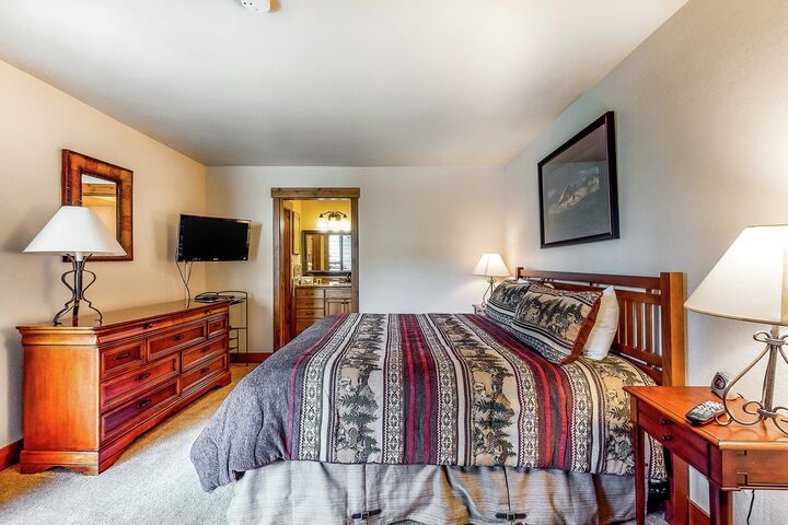 #B309 - Master Bedroom