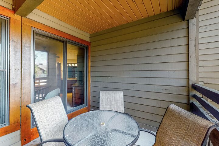 #C202 - Balcony