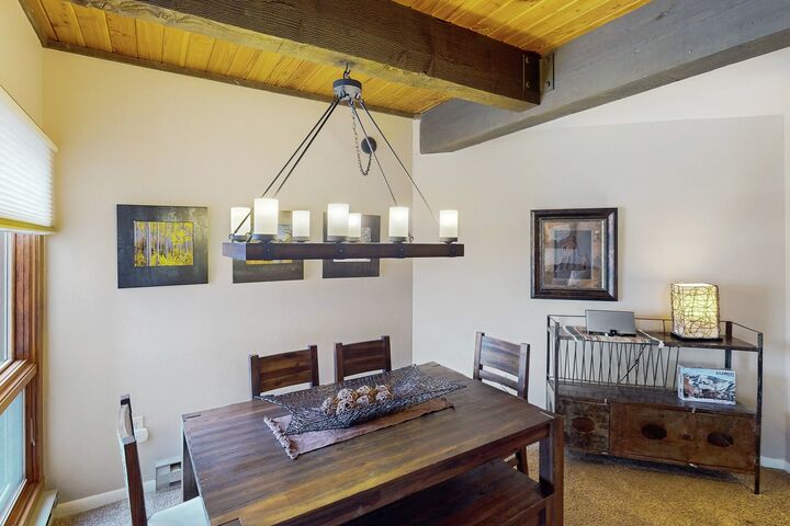 #C205 - Dining Area
