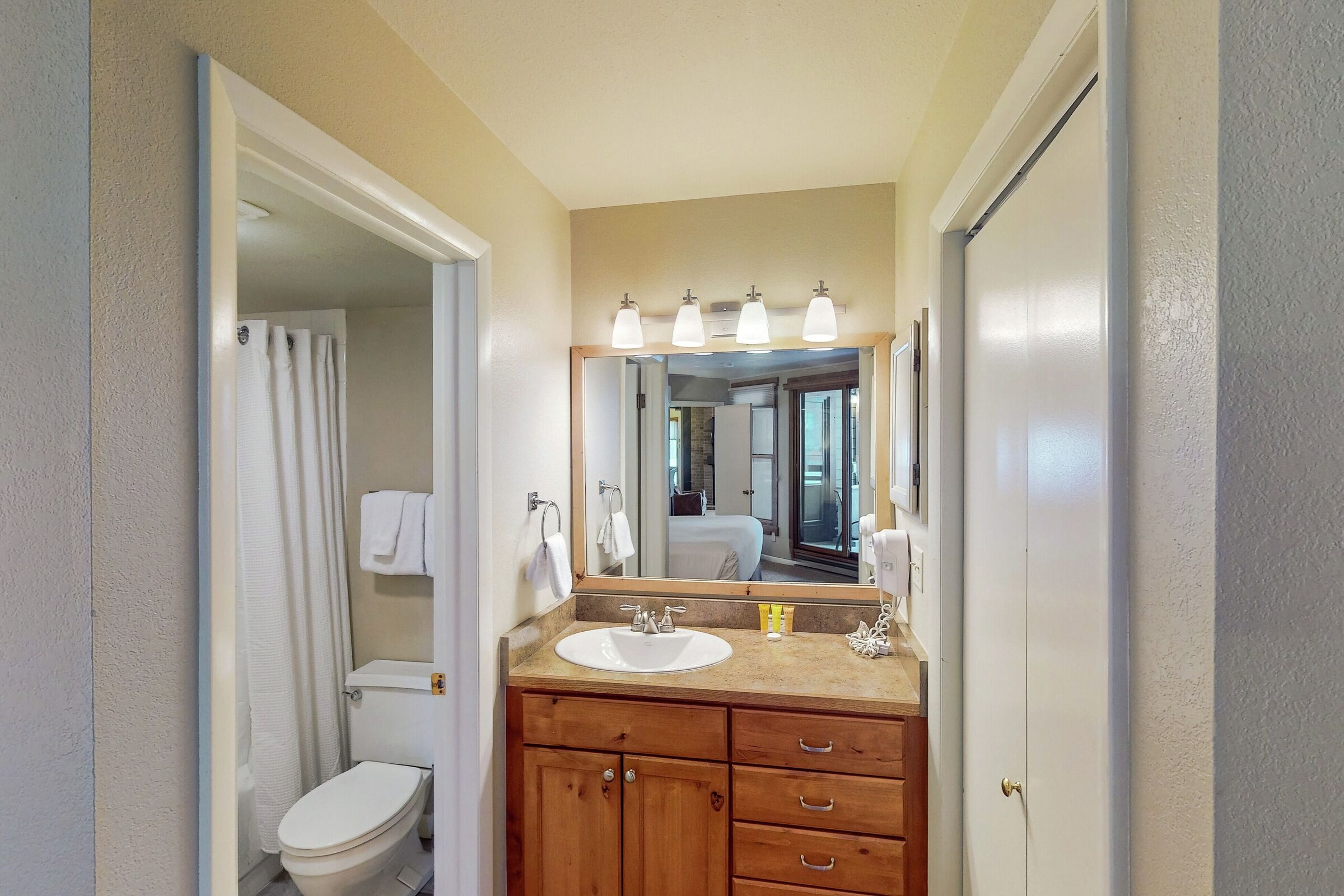Master Ensuite Bathroom