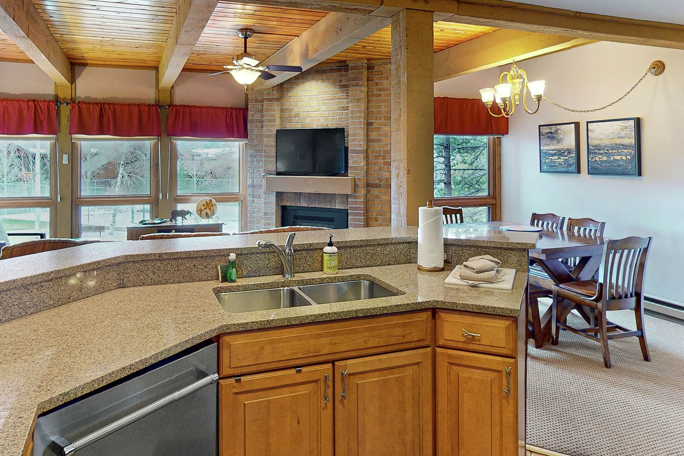 #C206 - Kitchen