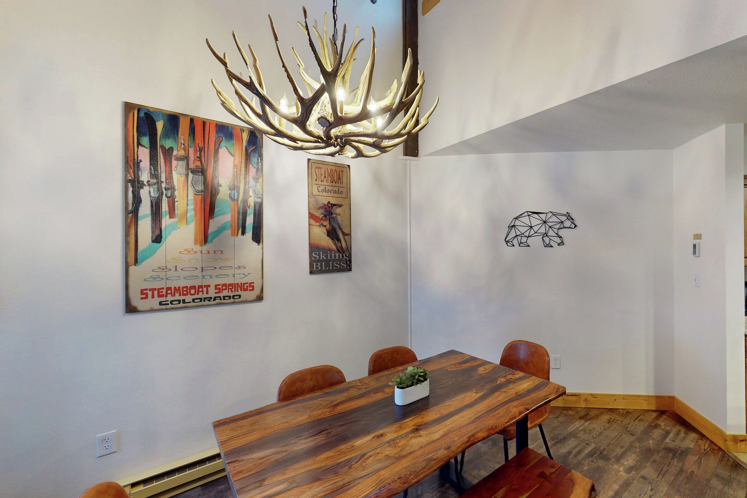 #C304 - Dining Area