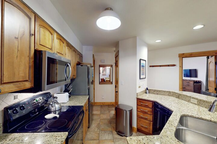 #C304 - Kitchen
