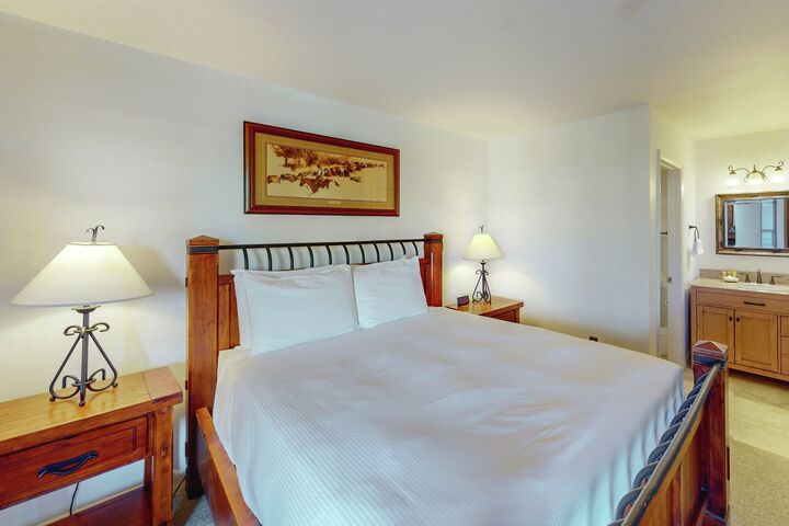 #E202 - Master Bedroom