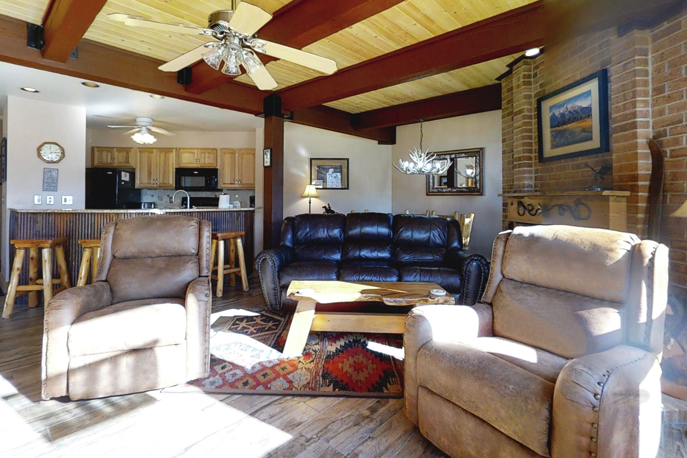 #F104 - Living Area