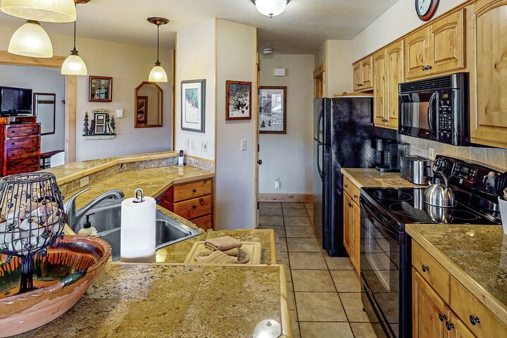 #D301 - Kitchen