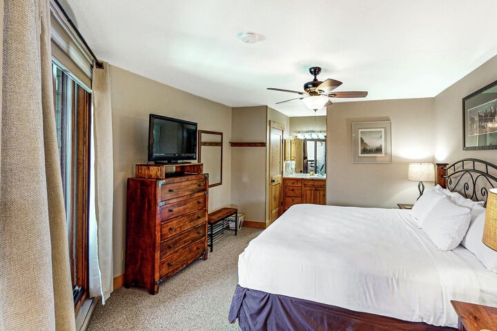 #D301 - Master Bedroom