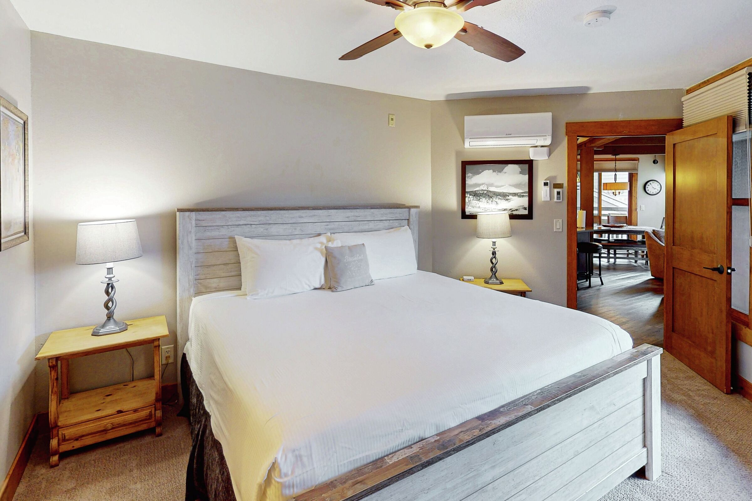 #D101 - Master Bedroom