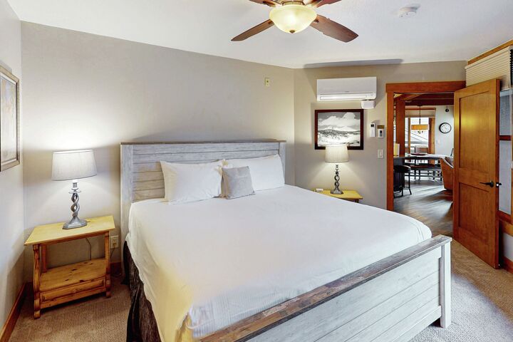 #D101 - Master Bedroom