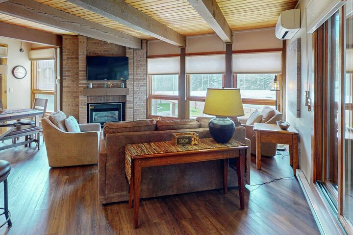 #D101 - Living Area