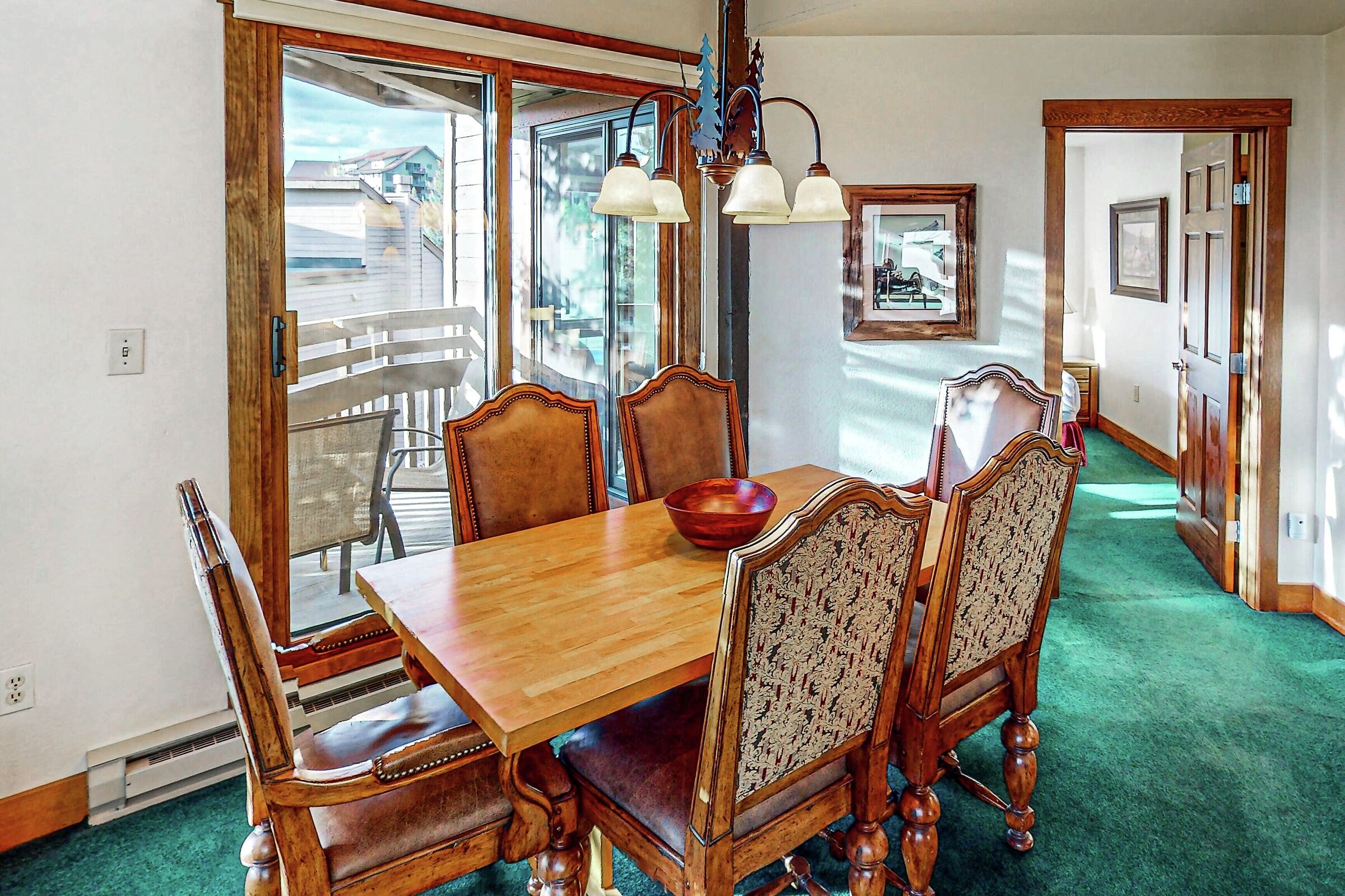 #C301 - Dining Area