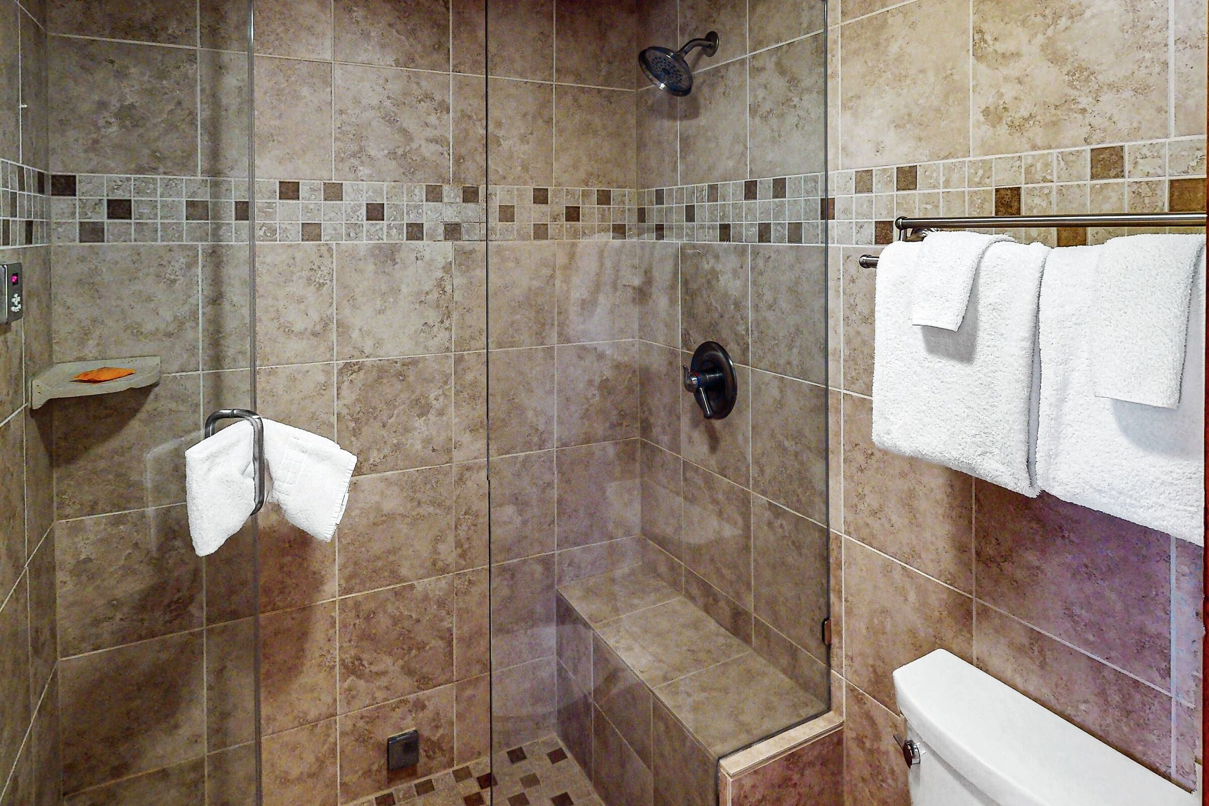 #C301 - Ensuite Bathroom