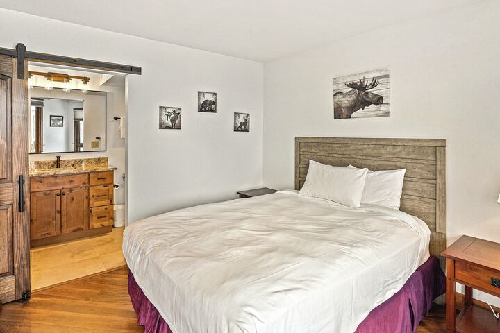 #F201 - Bedroom