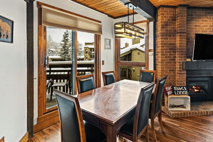 #F201 - Dining Area