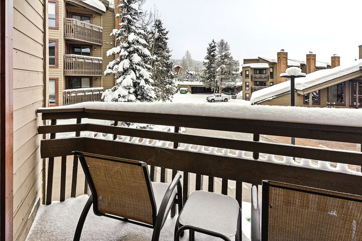 #F201 - Balcony
