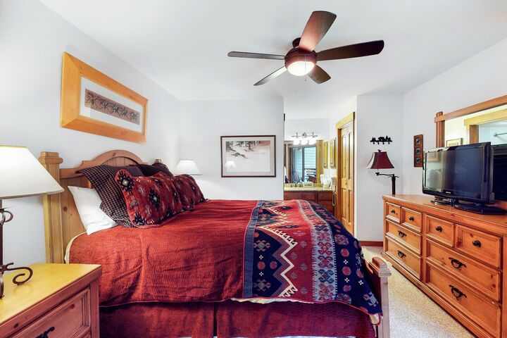 #B104 - Bedroom