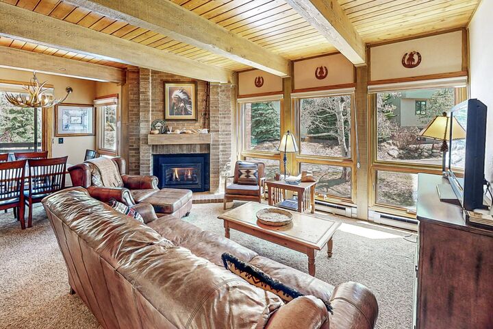 #B205 - Living Area