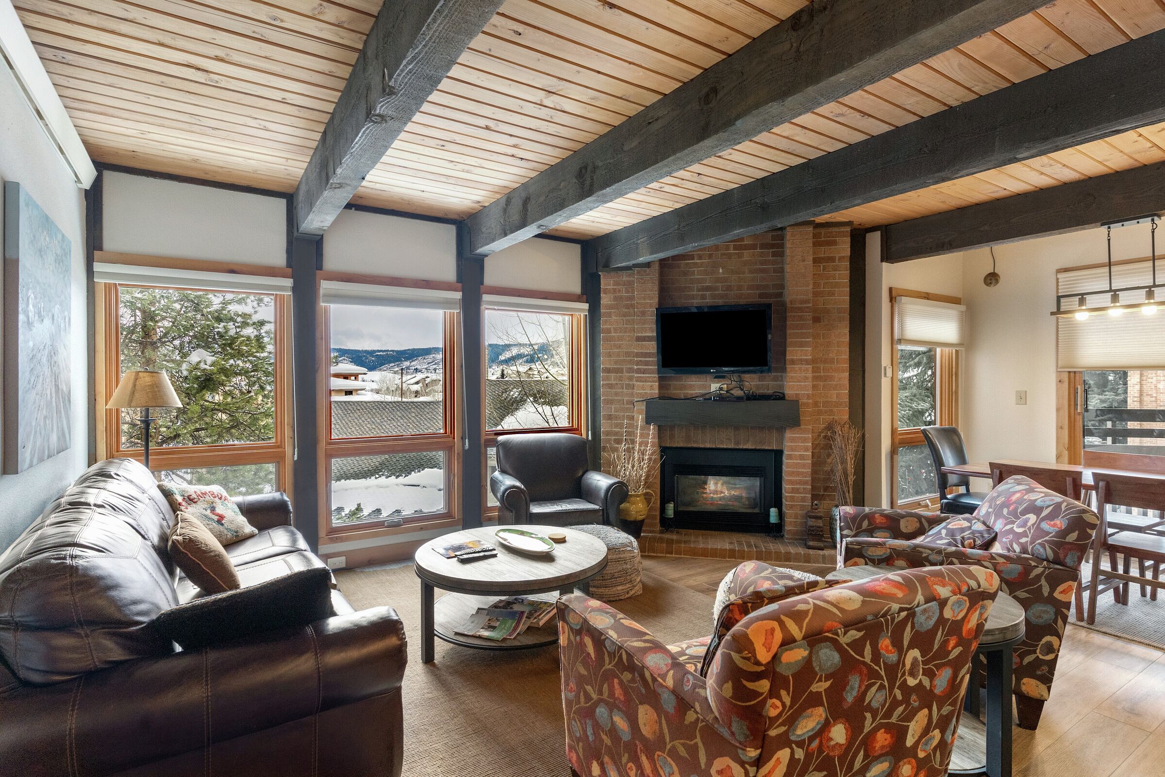 #C201 - Living Area