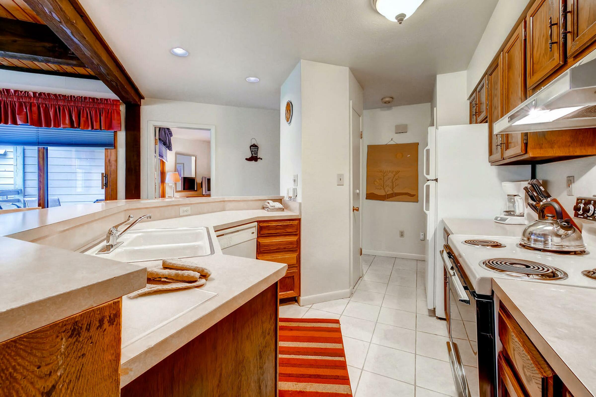 #B208 - Kitchen