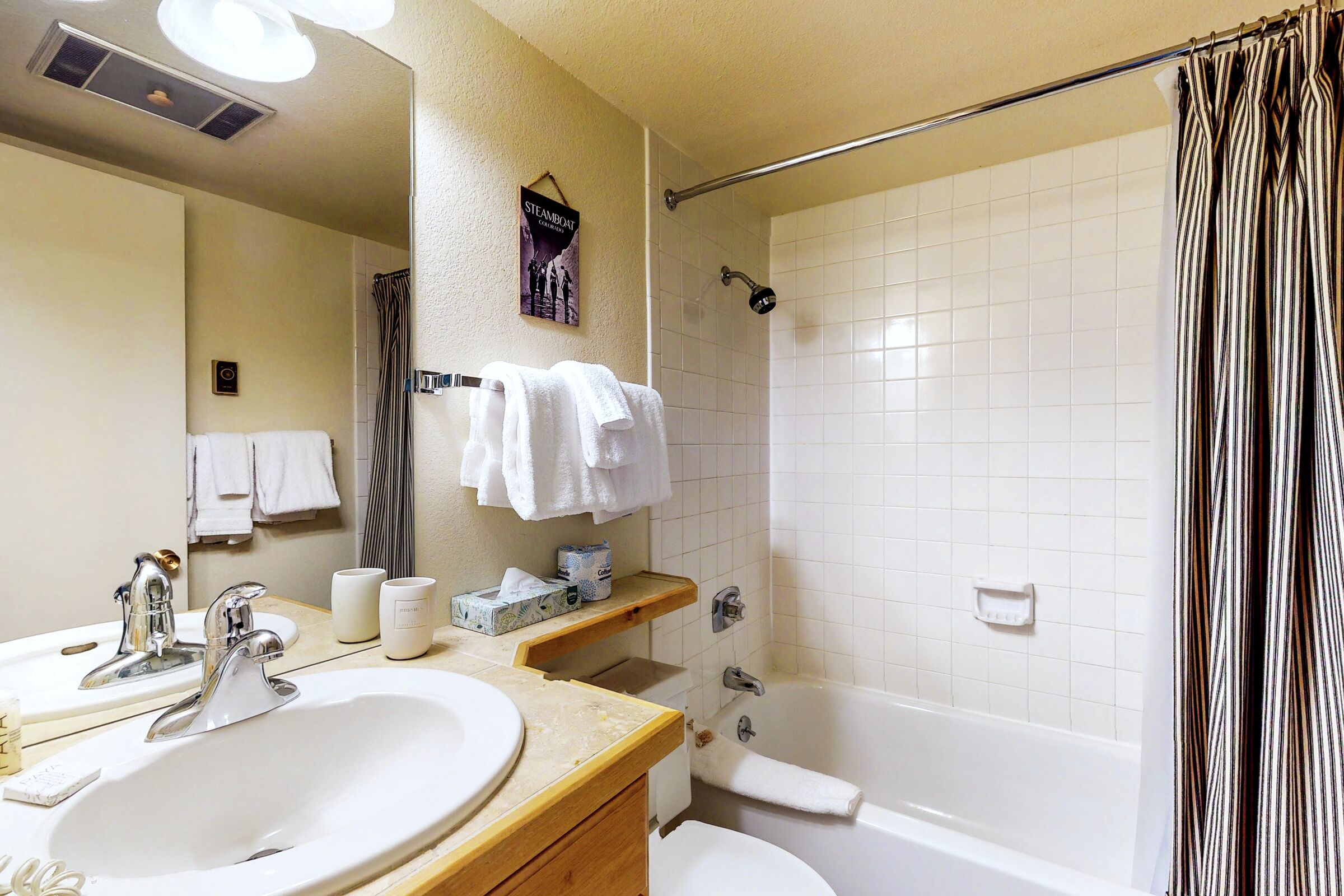 #B210 - Bathroom