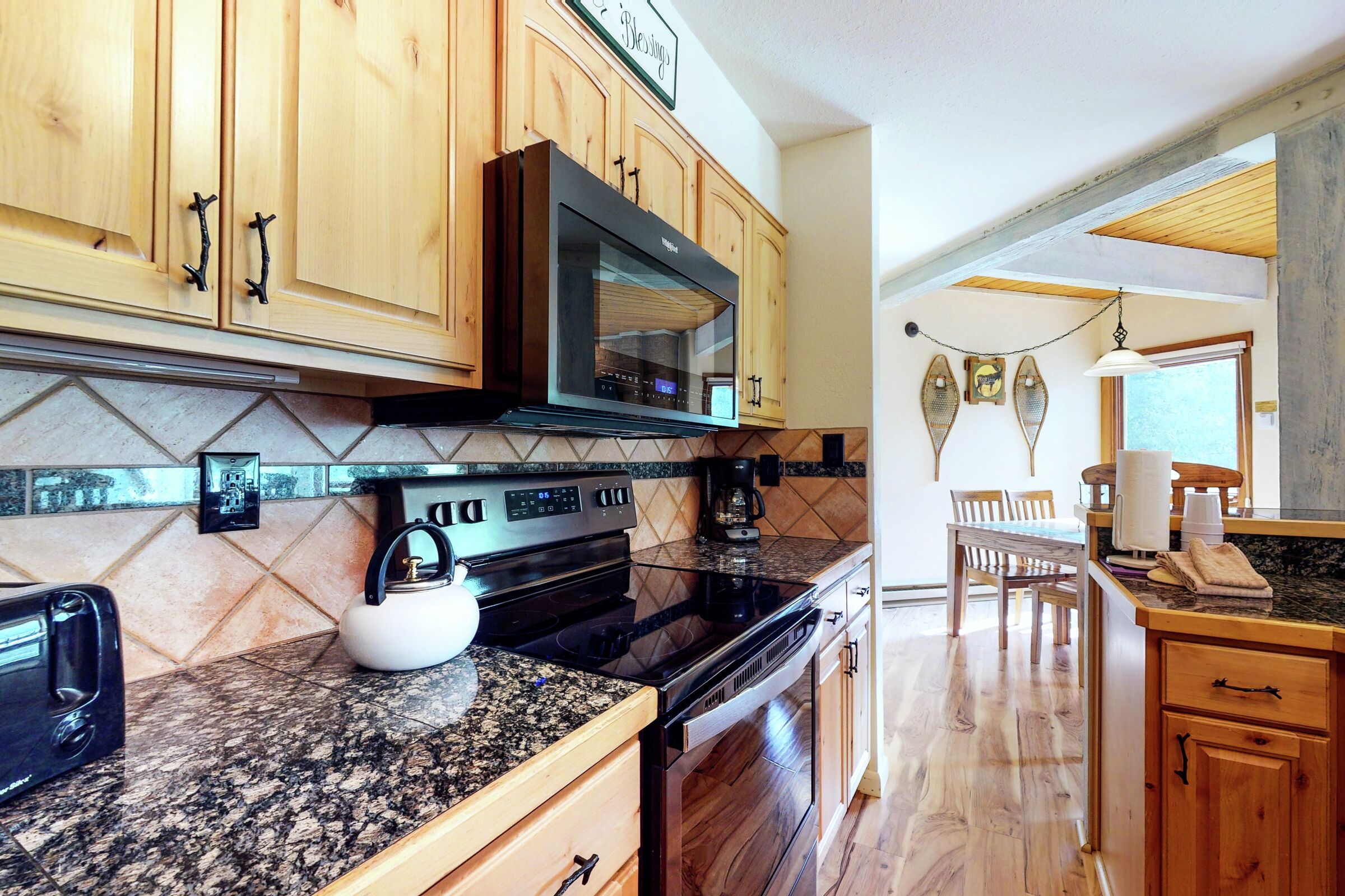 #B210 - Kitchen