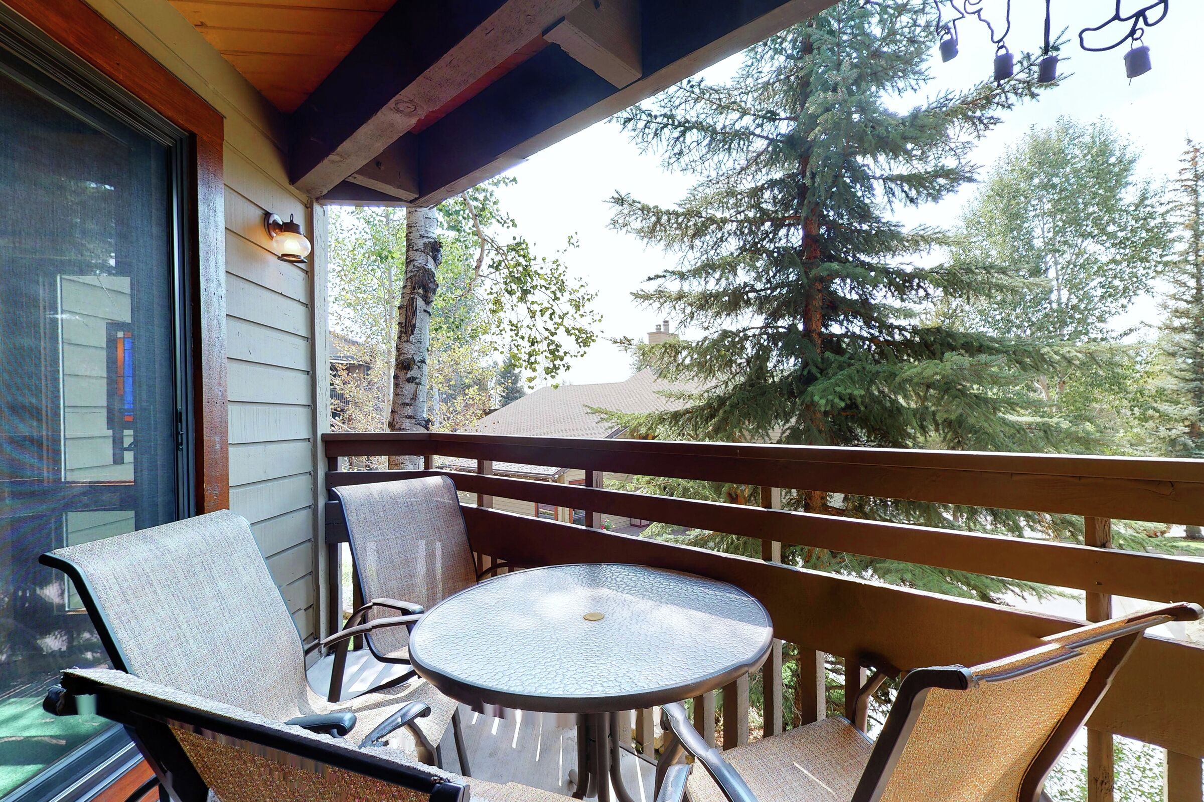 #C101 - Balcony