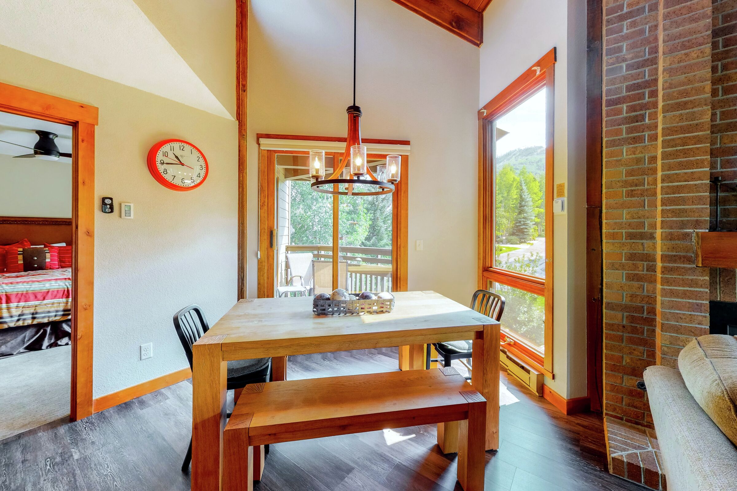 #B305 - Dining Room