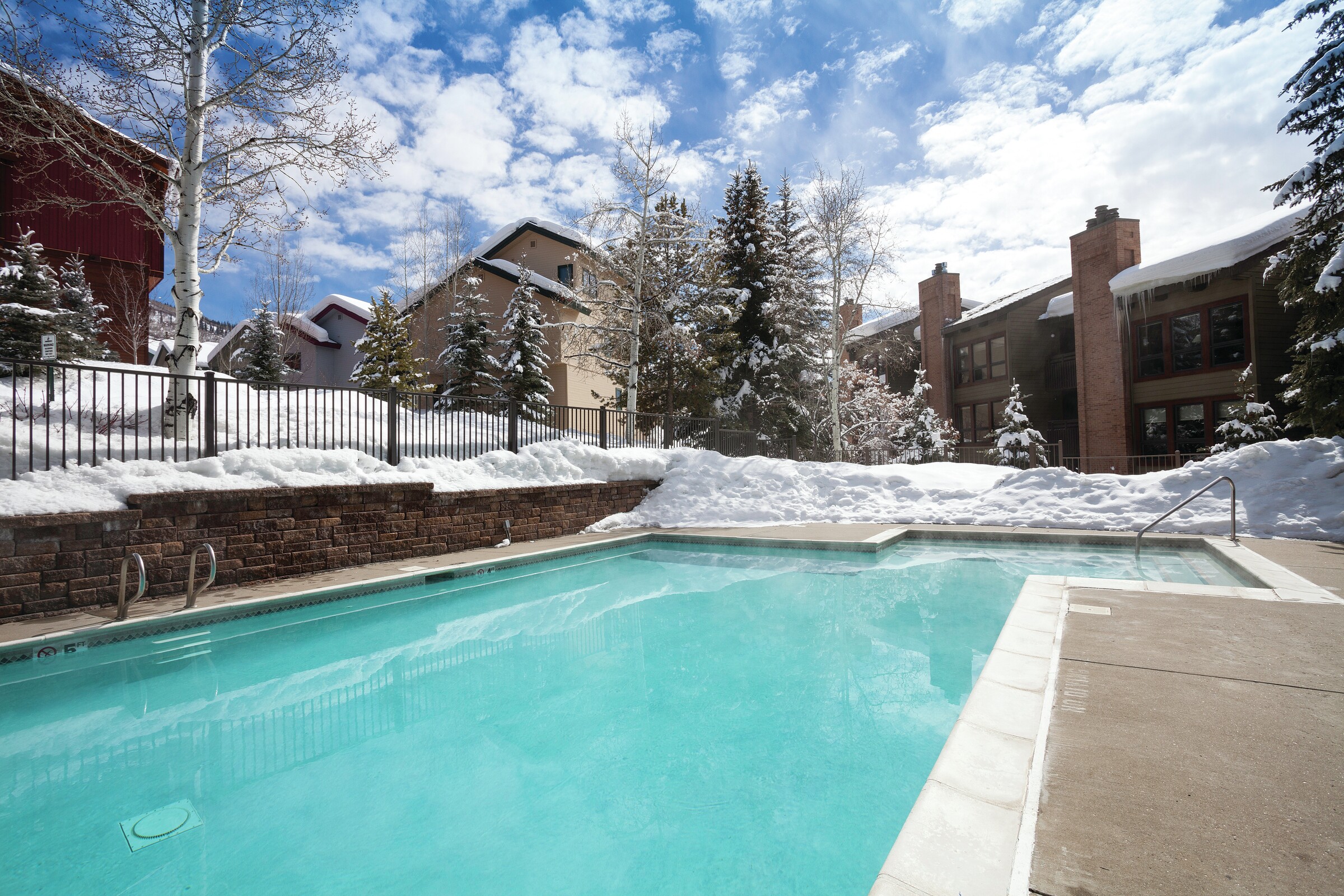 Heated Swimming Pool