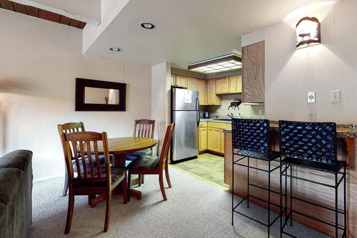 #20 - Dining Area