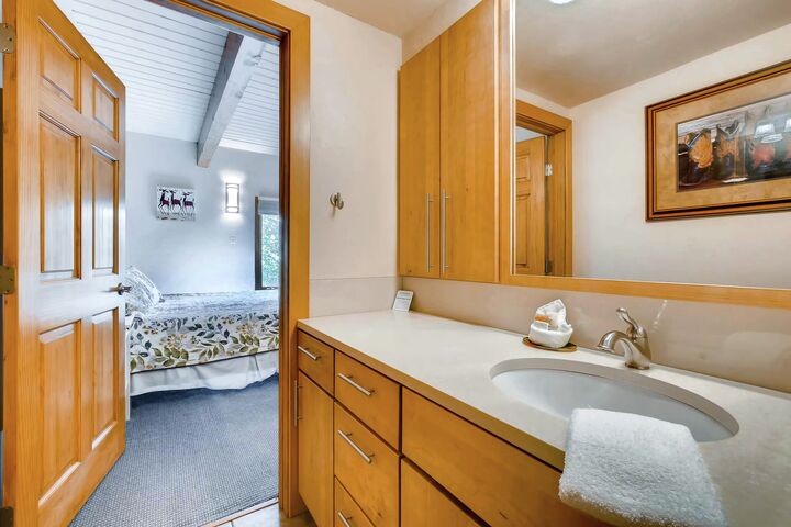 #21 - Bathroom