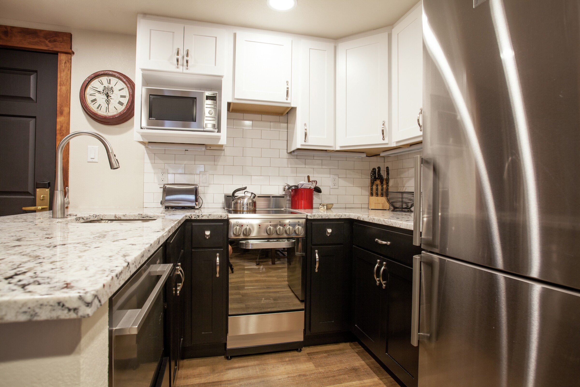 #24 - Studio Kitchen