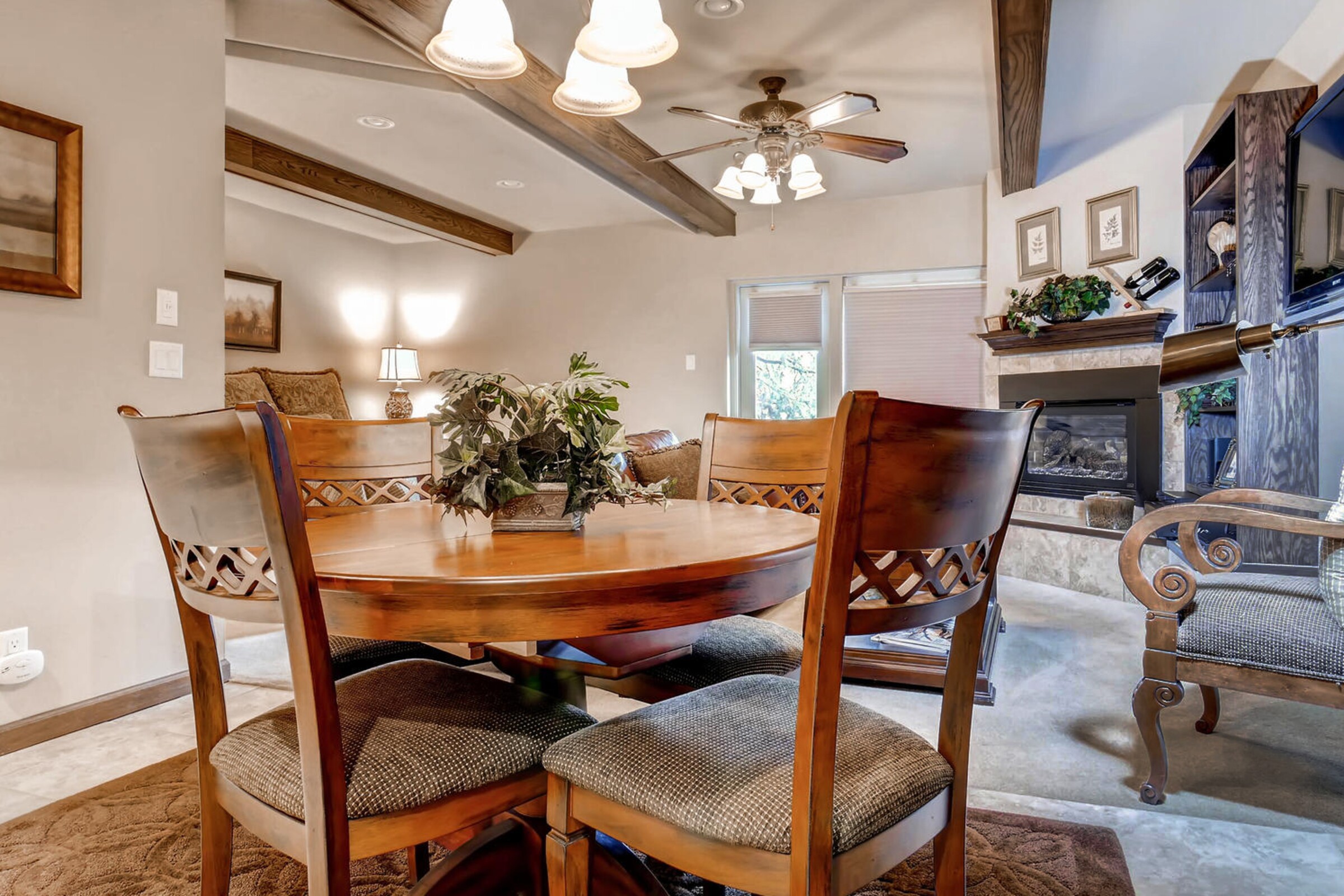#25 - Studio Dining Area